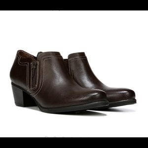 Natural Soul Kasta Shoe Bootie by Naturalizer EUC